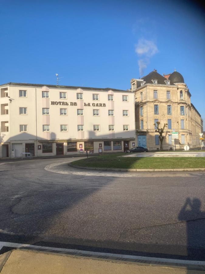 Hotel De La Gare Бар-льо-Дюк Екстериор снимка
